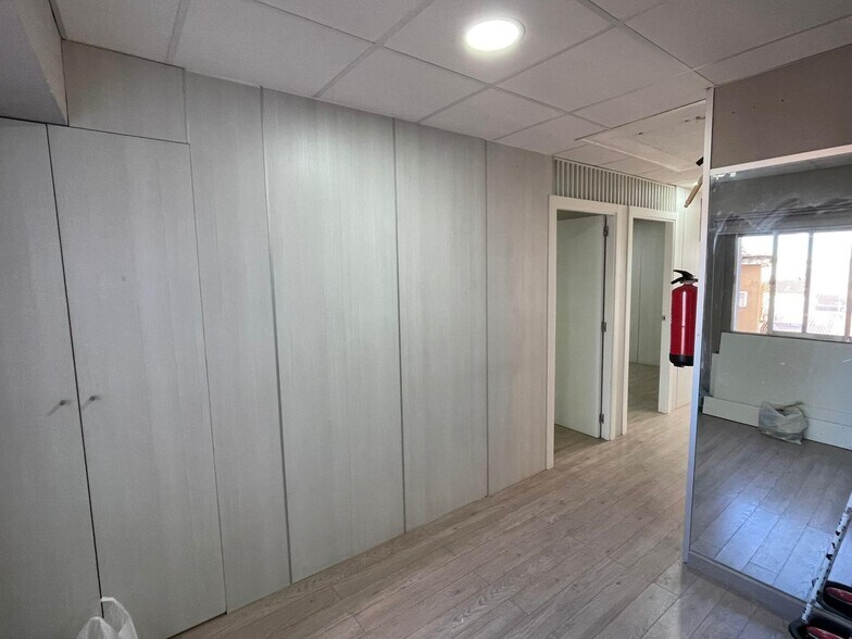 Avenida Virgen de la Montaña, 1, Cáceres, Cáceres to rent - Interior Photo - Image 3 of 9