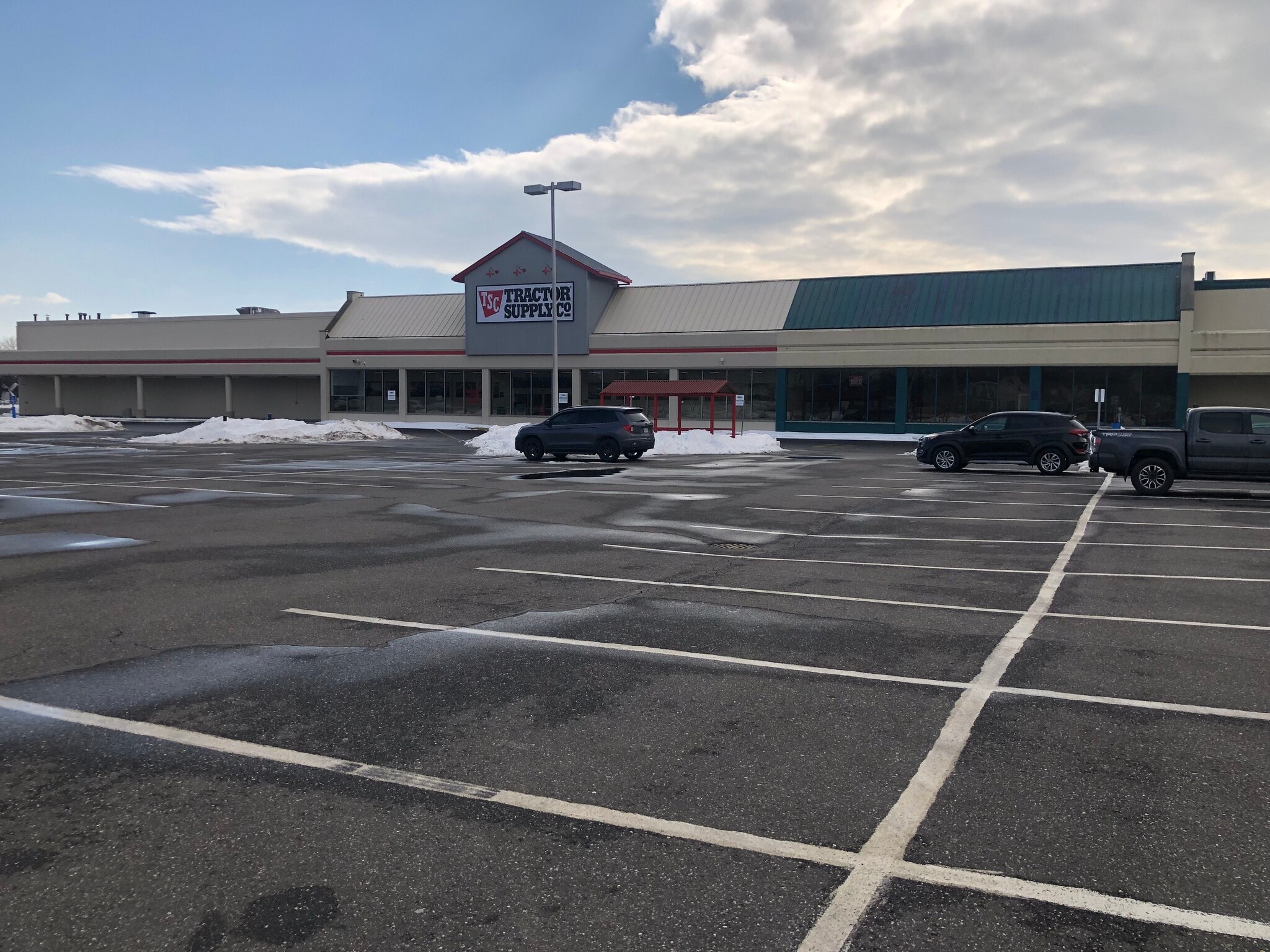 50-110 Route 109, West Babylon, NY to rent Building Photo- Image 1 of 5