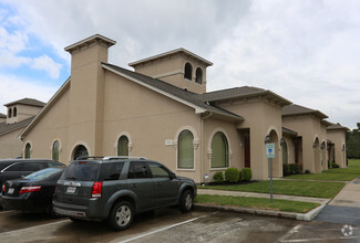 13652 Breton Ridge St, Houston, TX for rent Building Photo- Image 1 of 4