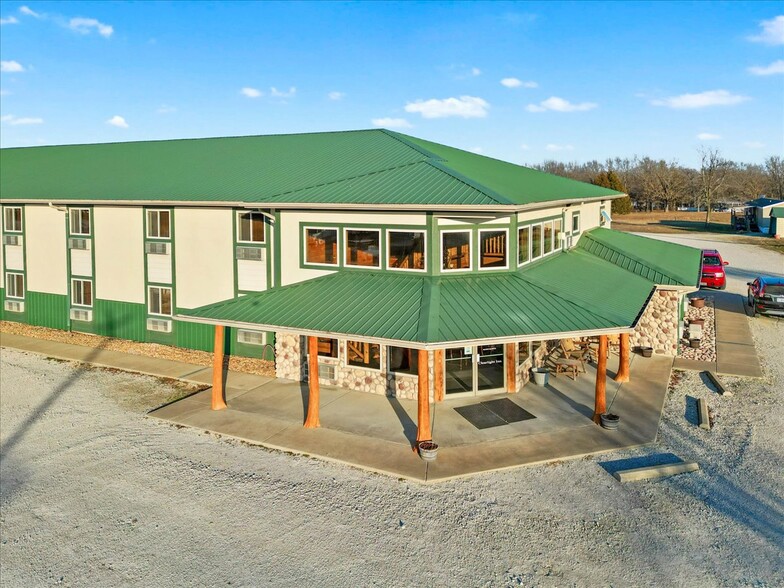 20893 County Road 295, Hermitage, MO for sale - Building Photo - Image 1 of 1