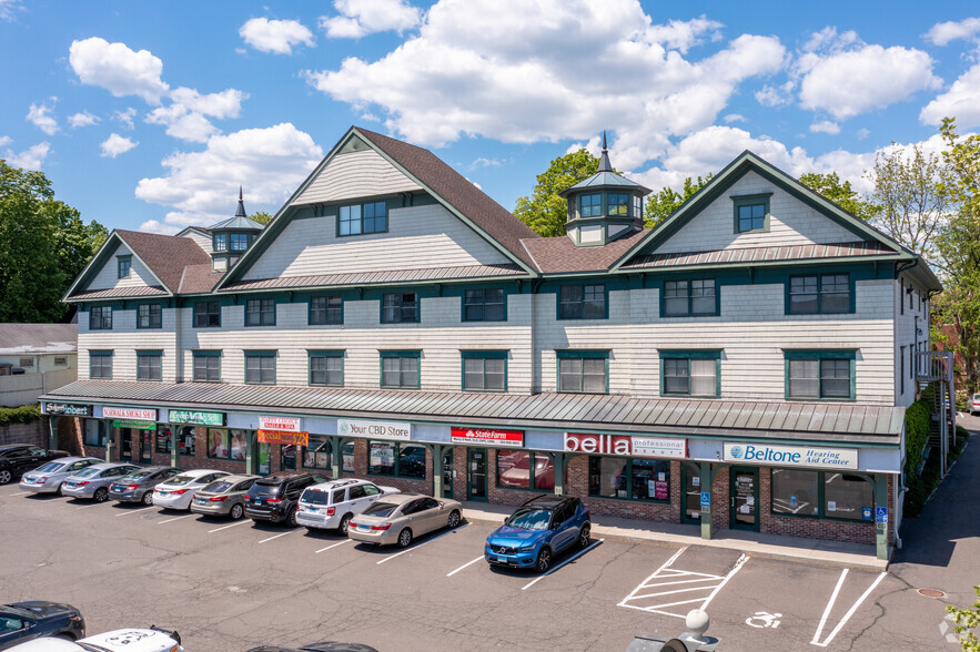 365 Westport Ave, Norwalk, CT for sale - Primary Photo - Image 1 of 1