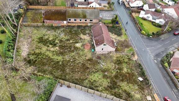 5 Whaley Ln, Wirral for sale Primary Photo- Image 1 of 5