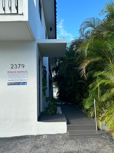 2379 NE 172nd St, North Miami Beach, FL for sale - Building Photo - Image 3 of 12