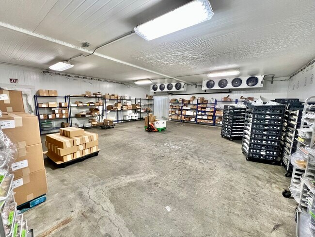 More details for 1715-1721 E 21st St, Los Angeles, CA - Industrial to Rent