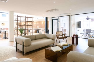 More details for 36 Rue De Saint-Pétersbourg, Paris - Office to Rent
