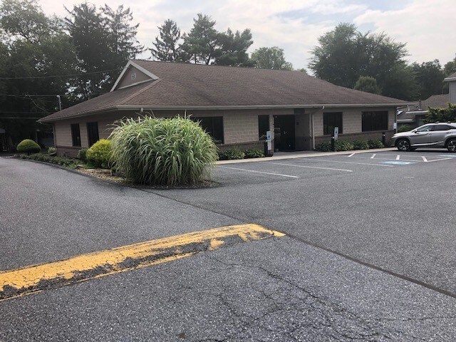 3621 N Front St, Harrisburg, PA to rent Primary Photo- Image 1 of 7