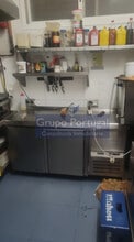 Retail in Madrid, Madrid to rent Interior Photo- Image 2 of 4