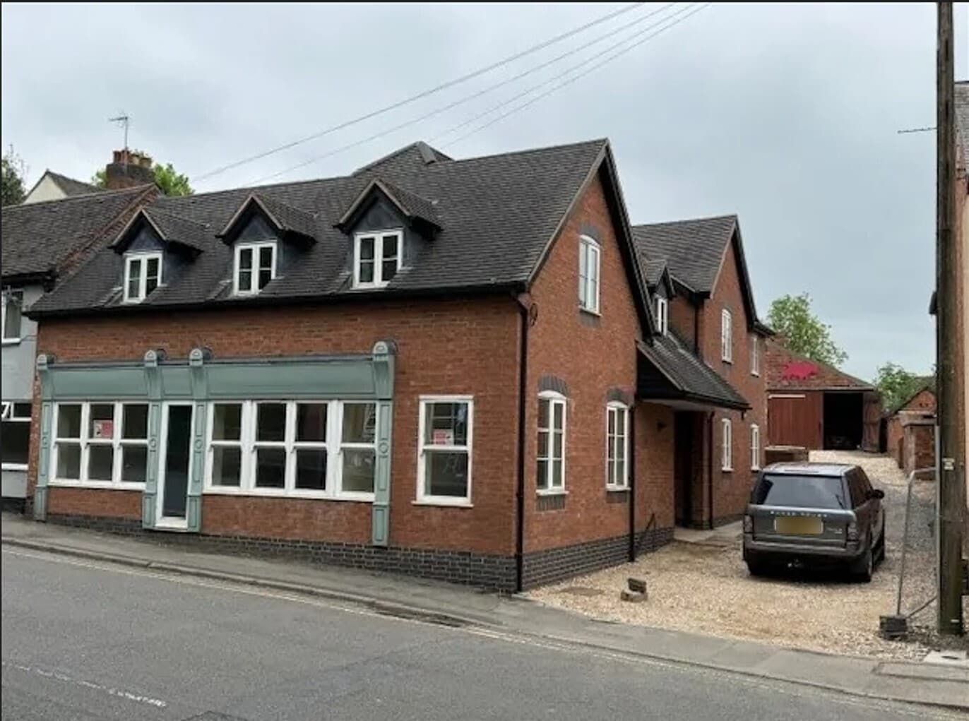 36, 36A & 36B Watling Street portfolio of 2 properties for sale on LoopNet.co.uk Primary Photo- Image 1 of 13