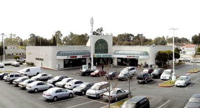 5015-5111 W Edinger Ave, Santa Ana, CA for rent Building Photo- Image 1 of 3