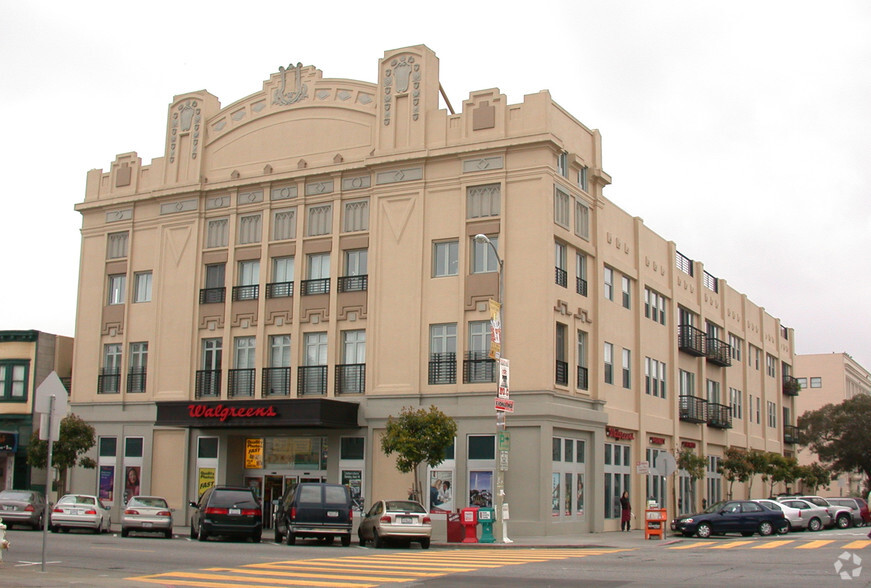 745 Clement St, San Francisco, CA for rent - Building Photo - Image 3 of 5