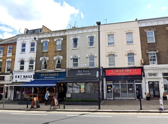 More details for 33 Lavender Hl, London - Retail for Sale
