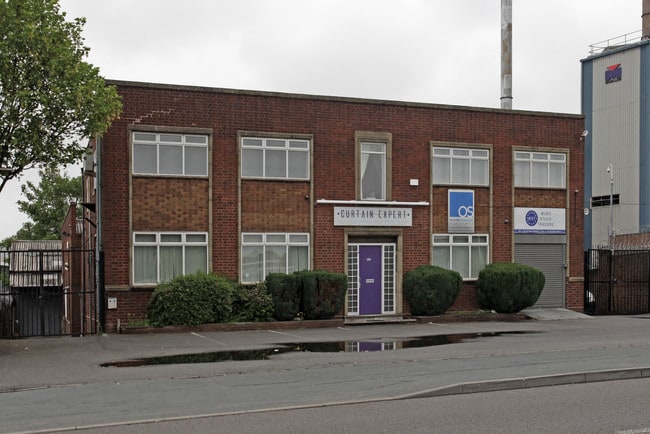 More details for 136 Oxford St, Bilston - Industrial to Rent
