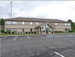 100-102 N Keel Ridge Rd, Hermitage, PA for sale Building Photo- Image 1 of 1