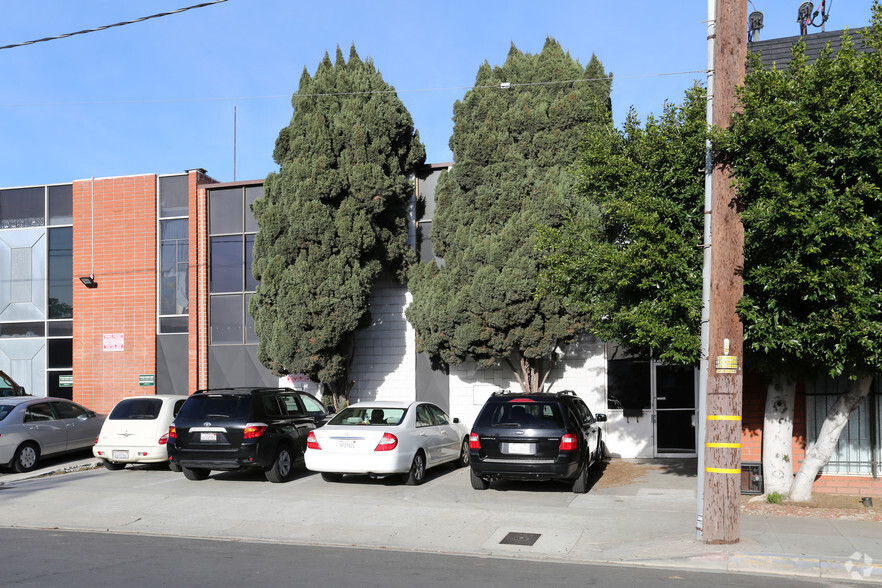 1944 S Cotner Ave, Los Angeles, CA for sale - Building Photo - Image 2 of 3