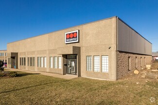 More details for 817-819 St Mccaffrey, Saint-Laurent, QC - Industrial for Rent