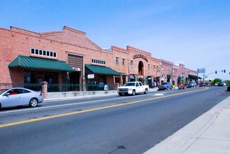 400-490 Lincoln Blvd, Lincoln, CA for sale Building Photo- Image 1 of 1