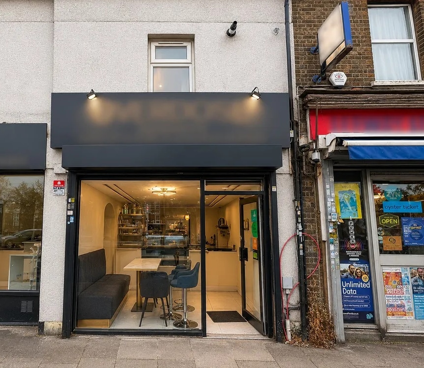 1-1B High St, Uxbridge to rent Building Photo- Image 1 of 2