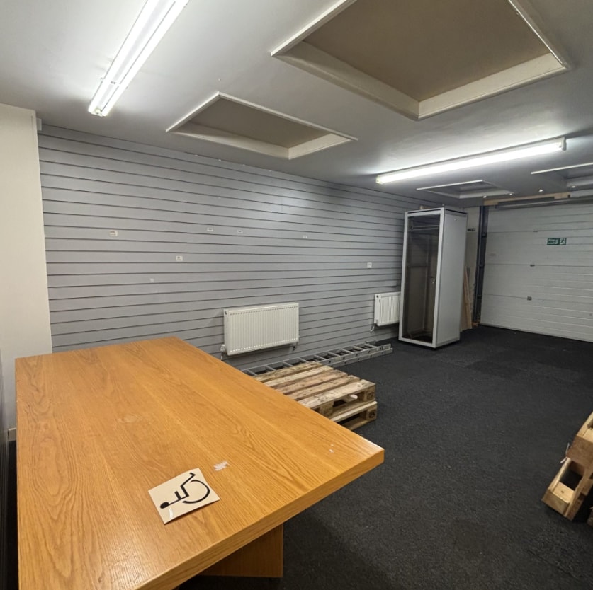 Manor Rd, Mancetter to rent Interior Photo- Image 1 of 4