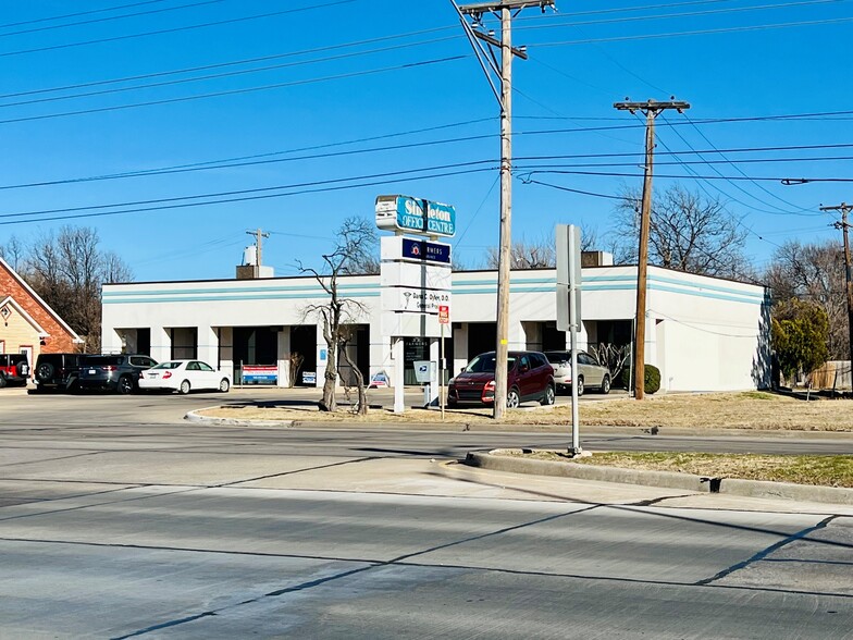 305 NW Sheridan Rd, Lawton, OK for sale - Building Photo - Image 1 of 20