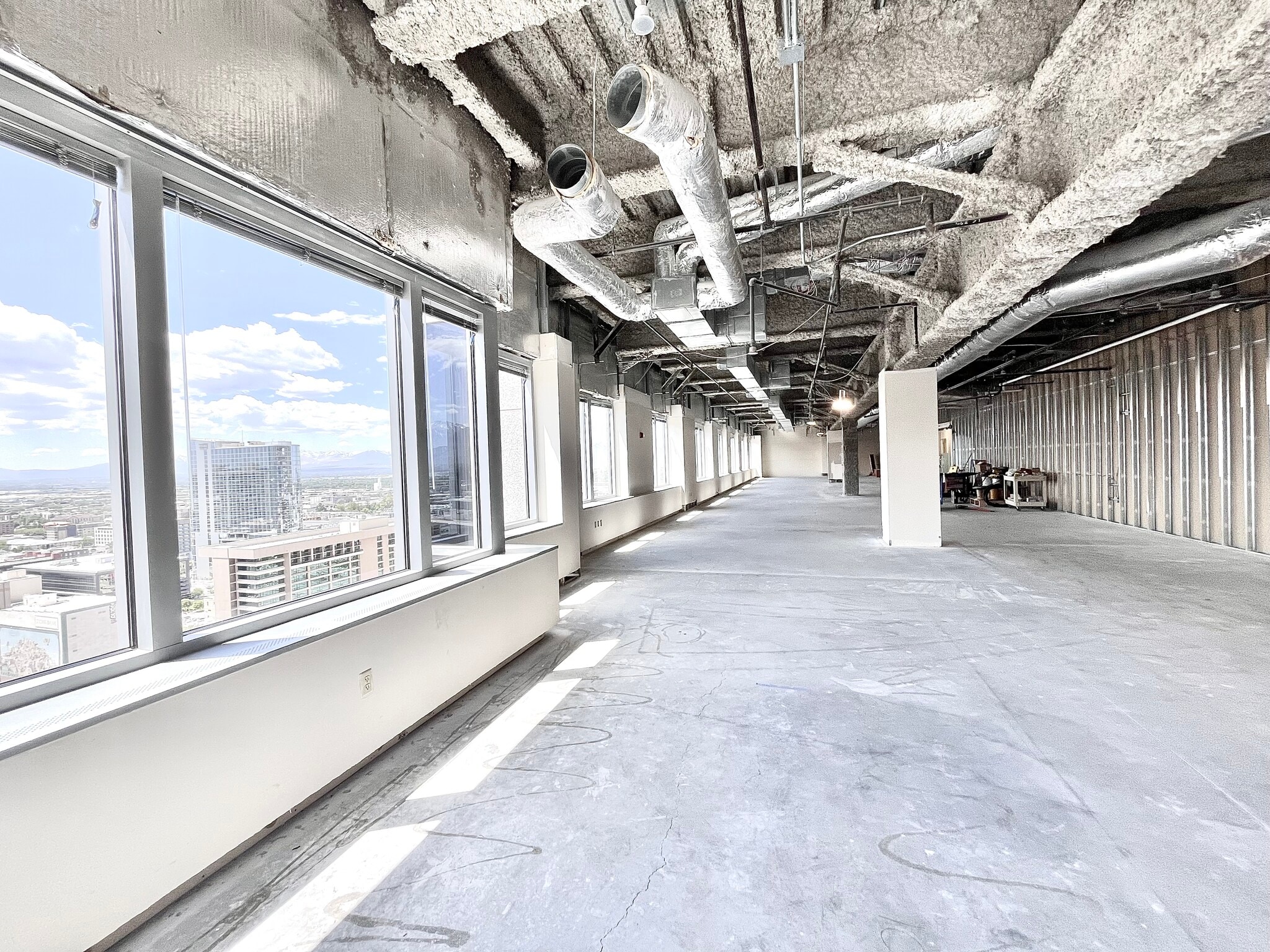 2 S Main St, Salt Lake City, UT to rent Interior Photo- Image 1 of 8