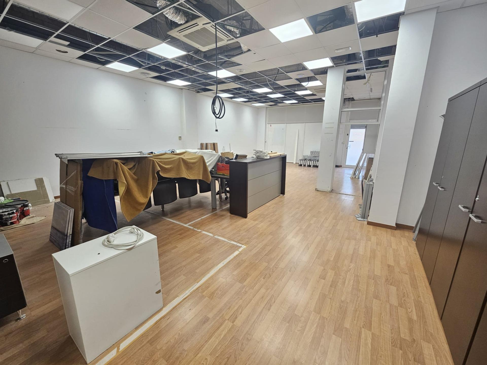 Retail in Malgrat de Mar, Barcelona to rent Interior Photo- Image 1 of 16