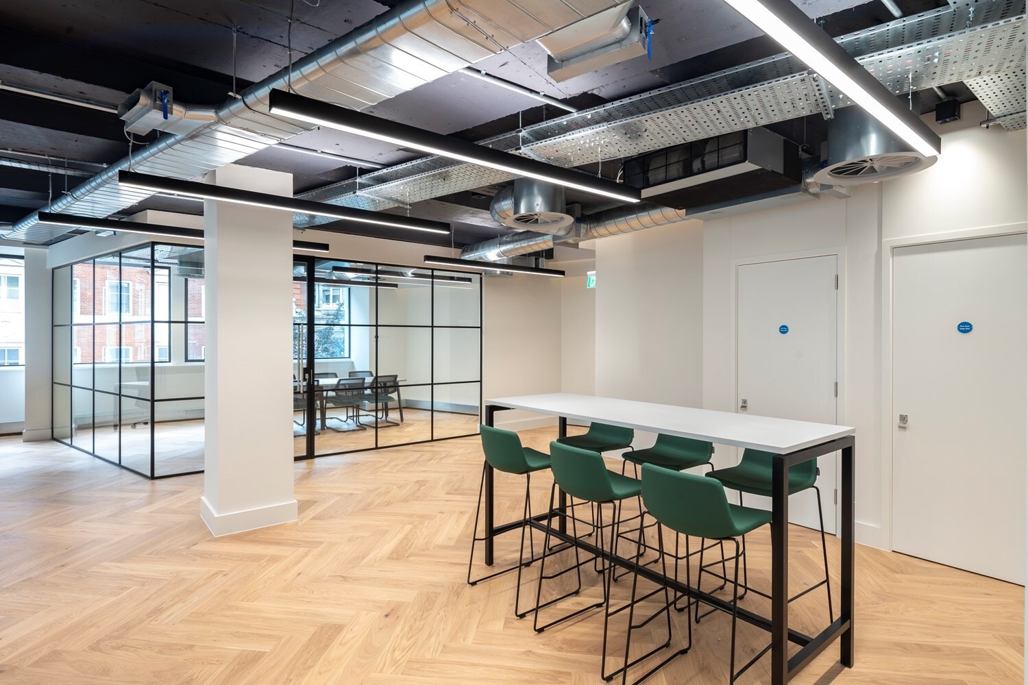 78 New Oxford St, London to rent Interior Photo- Image 1 of 5