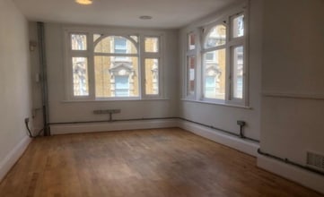 89 Borough High St, London to rent Interior Photo- Image 1 of 5