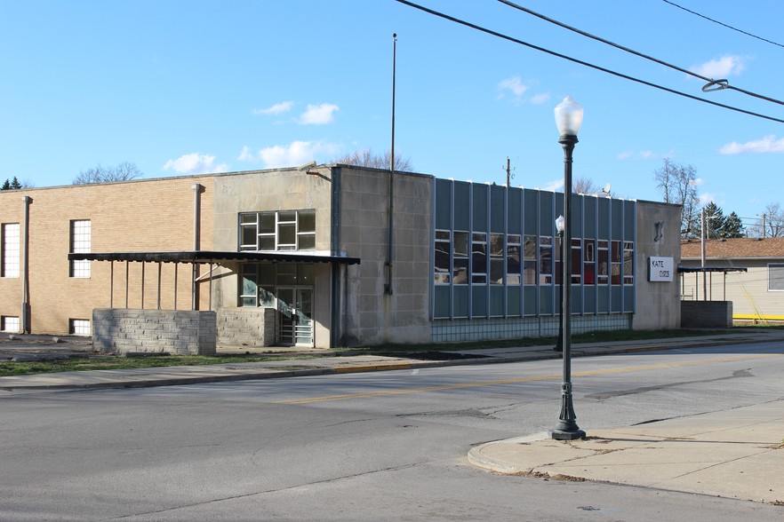 2520 Broadway, Fort Wayne, IN for sale - Building Photo - Image 1 of 1