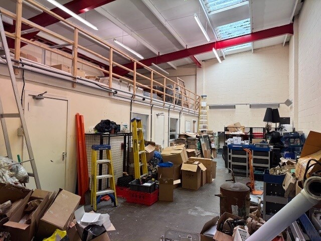 Payne St, Glasgow to rent - Interior Photo - Image 3 of 7