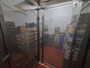 Retail in Barcelona, Barcelona to rent Interior Photo- Image 2 of 2