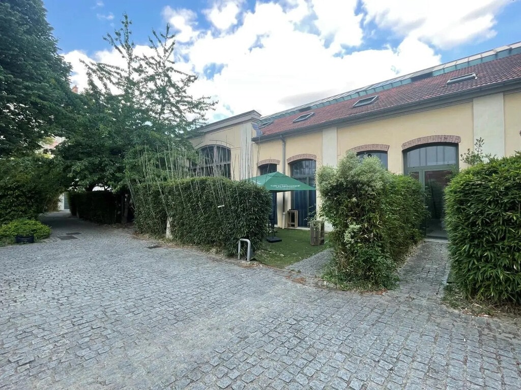 Vente Local d'activités 162 m² - Photo 1