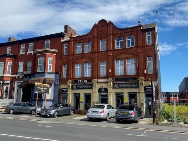 More details for 160-162 Cheetham Hill Rd, Manchester - Retail to Rent