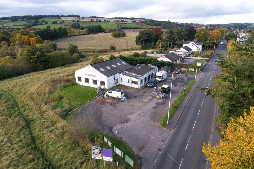Perth Rd, Blairgowrie to rent - Building Photo - Image 3 of 7