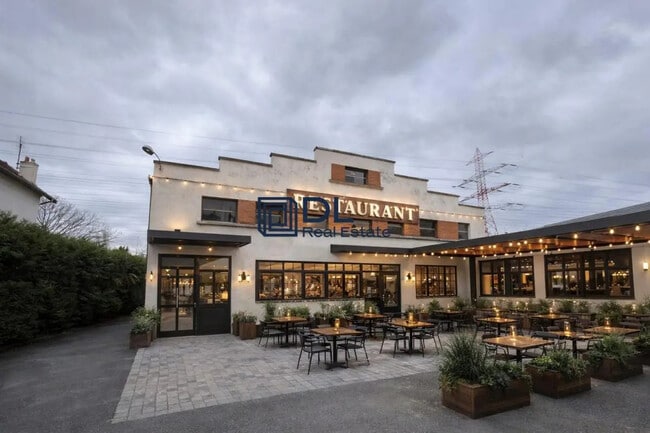 Vente Commerce 850 m²