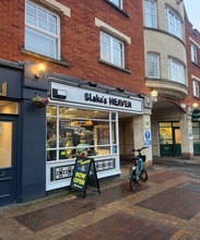 135 Lower Richmond Rd, London to rent Building Photo- Image 1 of 3