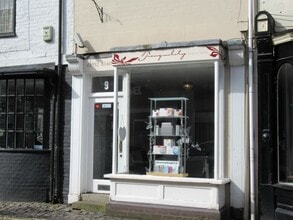 9 St Marys St, Newport to rent Building Photo- Image 1 of 1