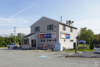 8 Corners Pizza, Scarborough, ME for sale Primary Photo- Image 1 of 1