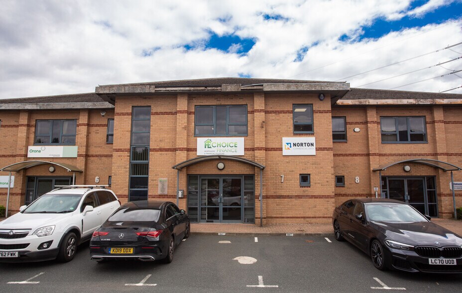 Blakeney Way, Cannock for sale - Primary Photo - Image 1 of 1