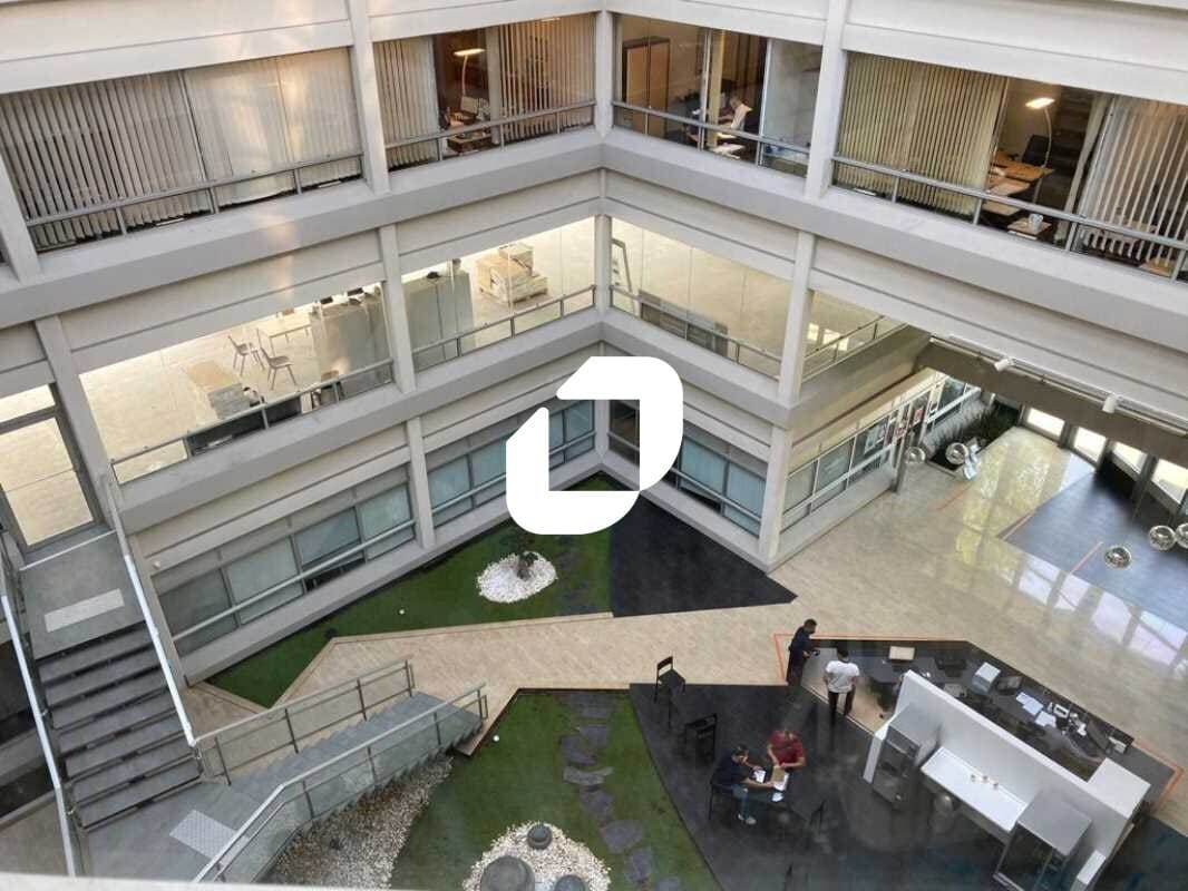 Office in Cergy to rent Lobby- Image 1 of 11