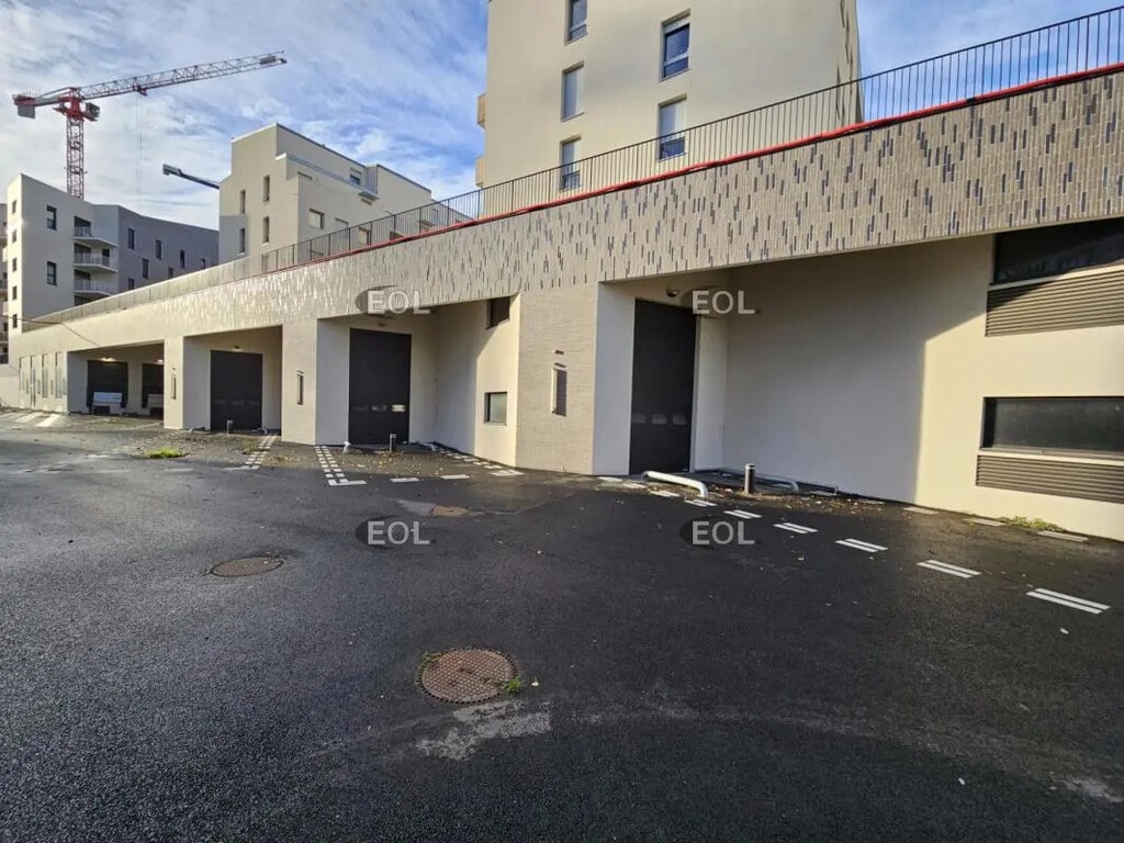 Location Entrepôt 2 046 m² à 4 092 m² - Photo 1