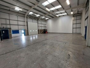 Stadium Close, Worksop to rent Interior Photo- Image 2 of 2