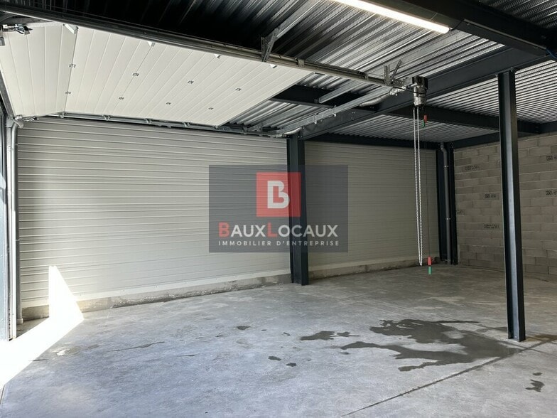 Light Industrial in Vedène for sale - Interior Photo - Image 3 of 7