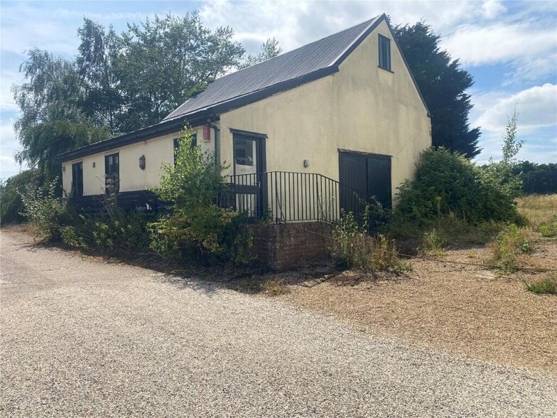 Braintree Rd, Great Bardfield for sale - Building Photo - Image 2 of 14