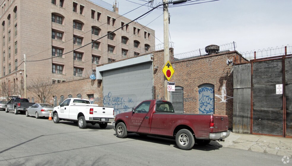 801 E 136th St, Bronx, NY for sale - Primary Photo - Image 1 of 1