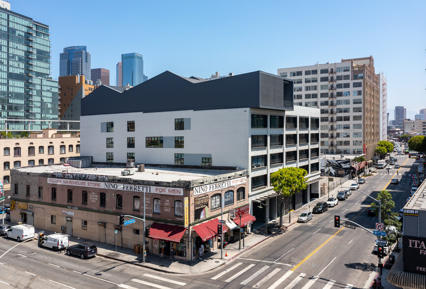 755 S Los Angeles St, Los Angeles, CA for rent - Building Photo - Image 2 of 20