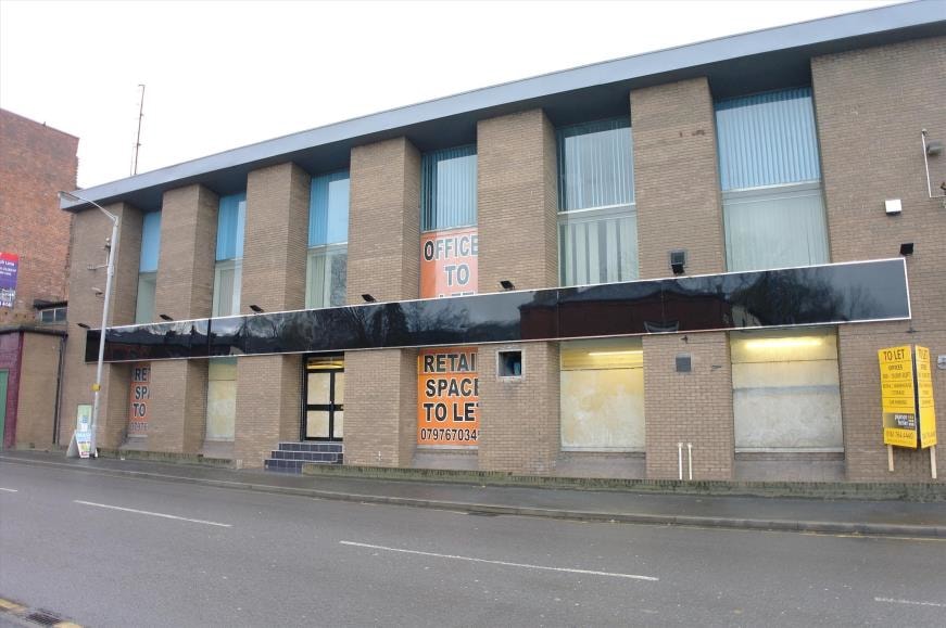 52 Wash Ln, Bury to rent - Building Photo - Image 3 of 5