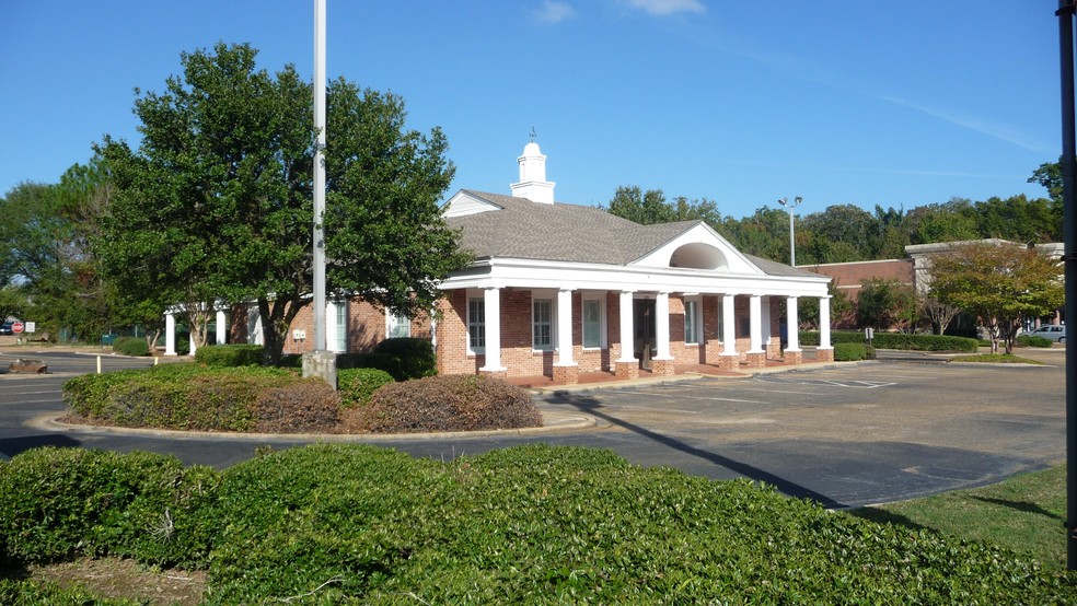 1280 E County Line Rd, Ridgeland, MS for sale - Building Photo - Image 1 of 1