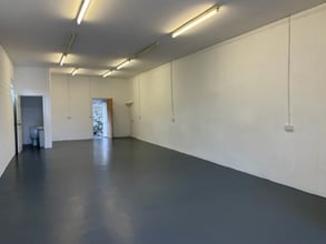 1A Crantock Ter, Plymouth to rent Interior Photo- Image 2 of 5