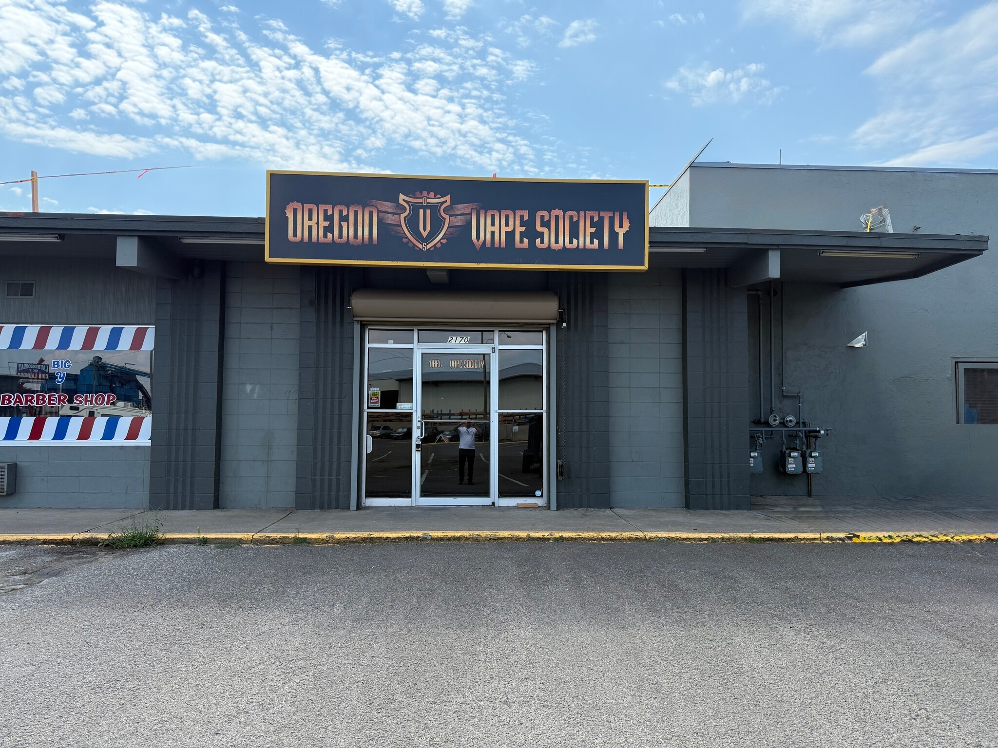 2170-2188 W 6th Ave, Eugene, OR to rent Interior Photo- Image 1 of 1