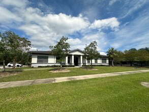 1133 Baisden Rd, Jacksonville, FL for rent Building Photo- Image 1 of 10